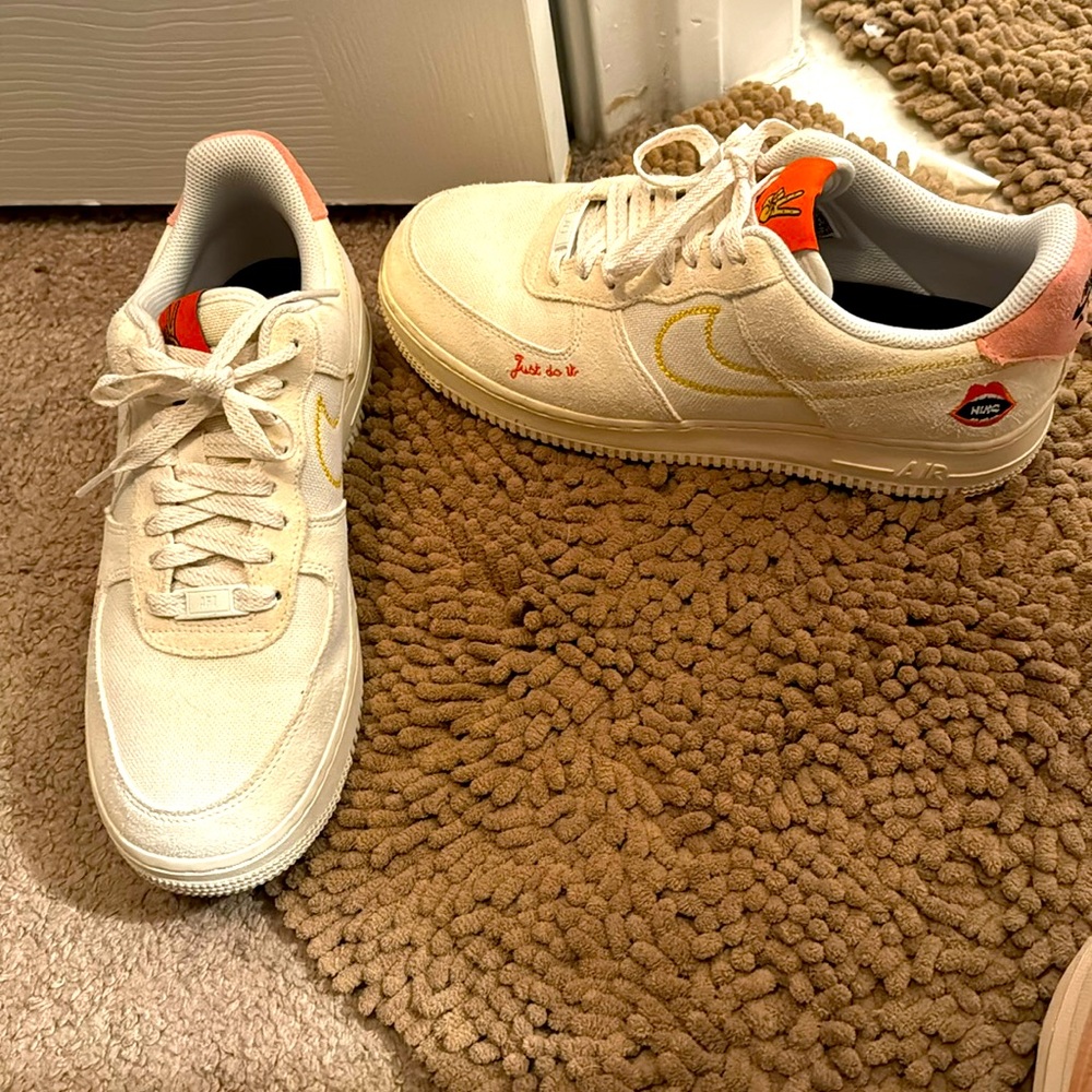 Nike Air Force 1, off white with pink and orange detail!